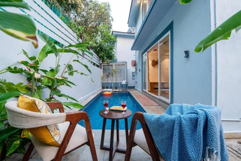 Property building, Balcony/Terrace