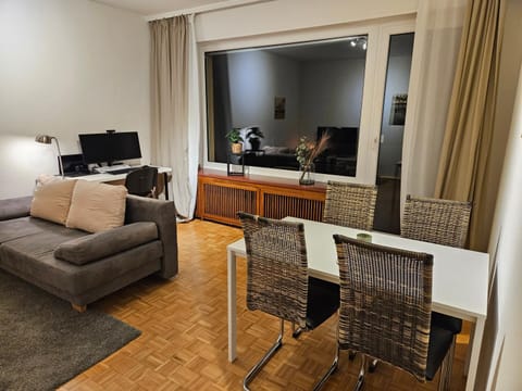 Sunnesching Apartment Apartment in Cologne