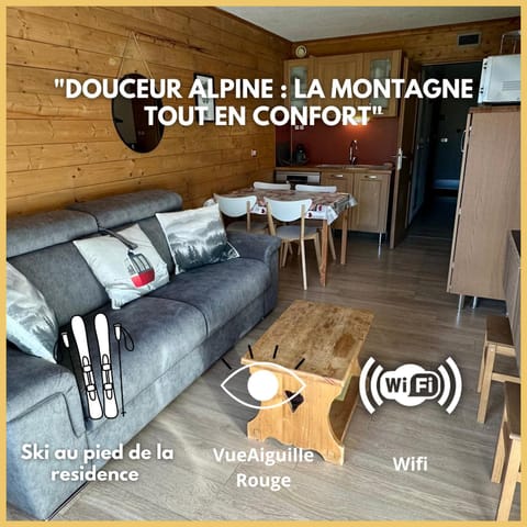 View (from property/room), Kitchen or kitchenette, Living room, Photo of the whole room, Seating area