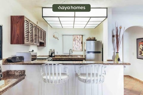 Kitchen or kitchenette, kitchen