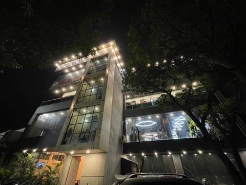 Property building, Night