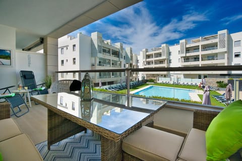 Balcony/Terrace, Pool view