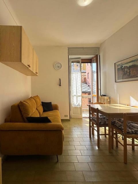 AOSTA Saint-Vincent Savini 5 Apartment in Aosta Valley, Italy