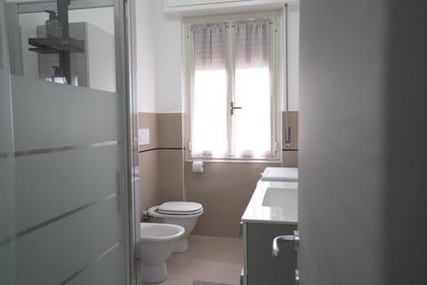 Toilet, Bathroom, bidet