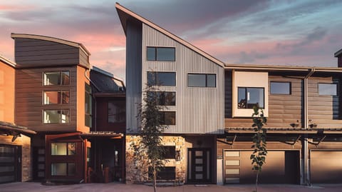 Property building, Day