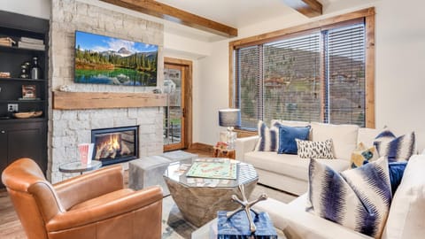View (from property/room), Balcony/Terrace, Living room, Seating area, fireplace