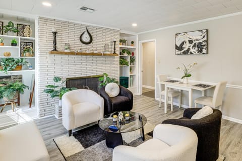 Quiet, Stylish and Convenient Home in Prattville House in Prattville