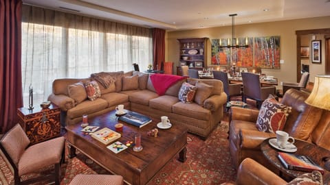 Seating area, Dining area, furniture