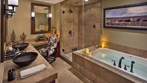 Shower, Bathroom, Bath, towels