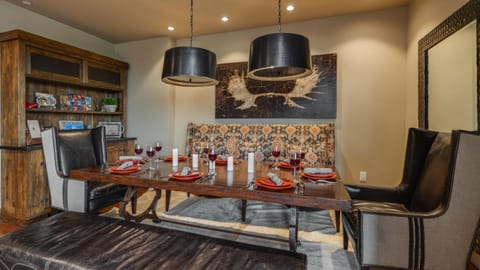 Dining area, furniture