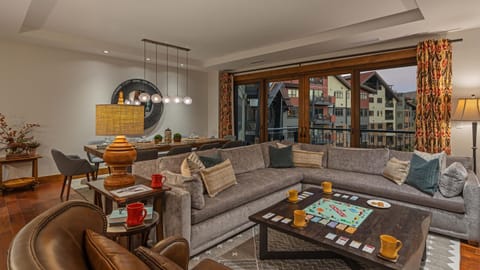 View (from property/room), Balcony/Terrace, Seating area, furniture