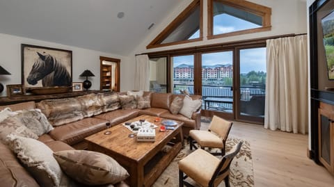 View (from property/room), Living room, Seating area, furniture
