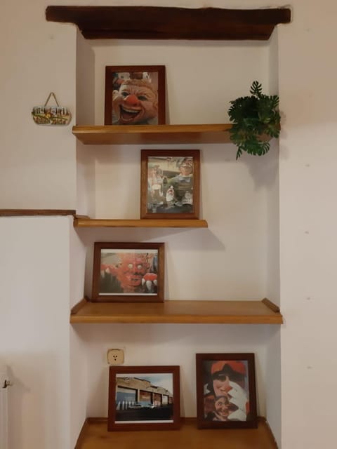 Zinfarosa Color Home Apartment in Foiano della Chiana