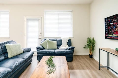 Stylish 1 BR APT Apartment in Leander