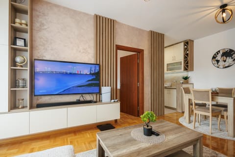 TV and multimedia, Living room
