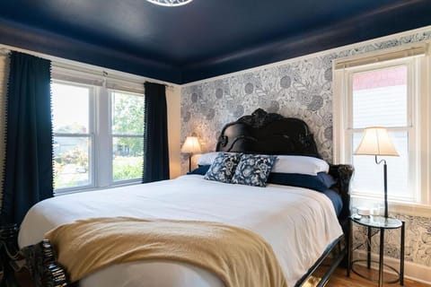 Charming Historic 4 bed -Nearby Eats, Brewery, Shops, Park House in Spokane