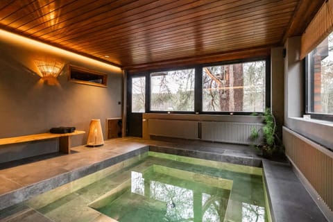 Hot Tub, Spa and wellness centre/facilities