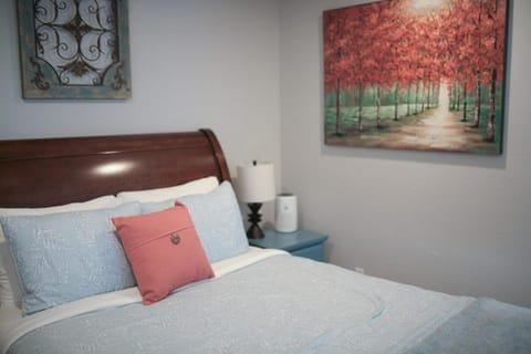 Charming and Private Birch Cottage House in Idaho Falls