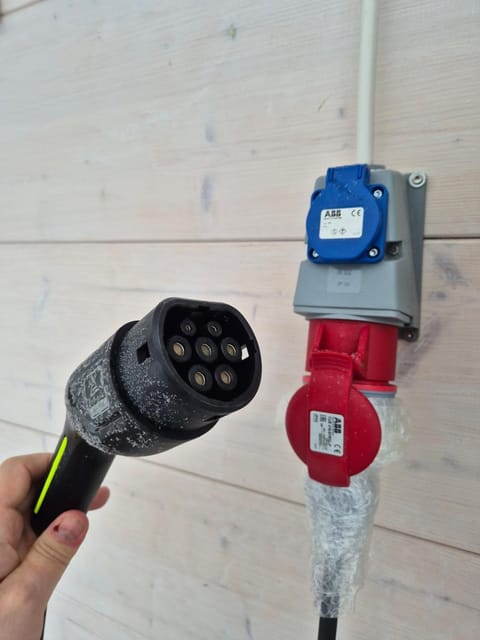 Hirsi koulun jumppasalin yksiö Apartment in Finland