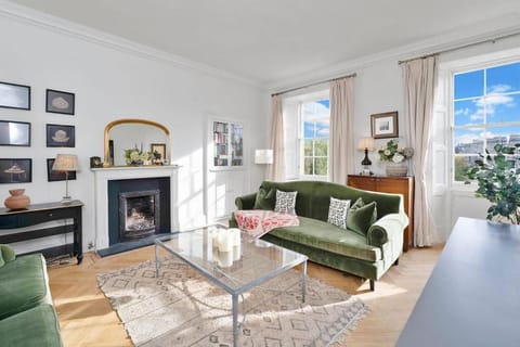 GuestReady - Elegant Edinburgh Retreat Apartment in Edinburgh