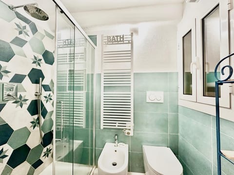 Hostdomus - Varigotti Suite Apartment in Varigotti