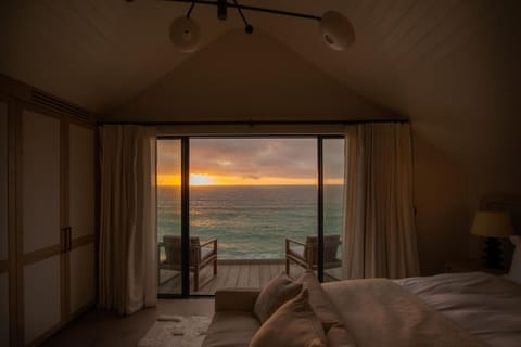 Beachfront Penthouse in St Ives Apartment in Saint Ives