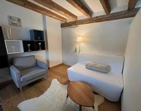 Gare Cornavin Apartment in Geneva