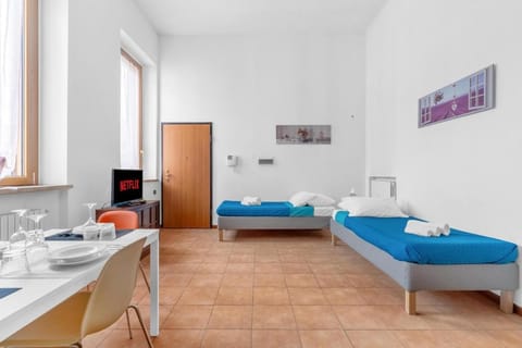 New -20 cozy flat fiera milano 5 min free wifi Apartment in Rho
