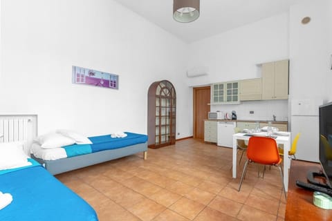 New -20 cozy flat fiera milano 5 min free wifi Apartment in Rho