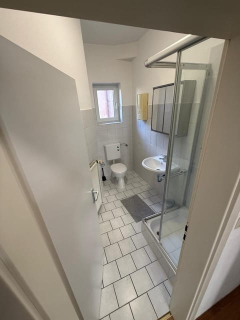 TwinCity Apart located between Cologne and Dusseldorf Apartment in Leverkusen