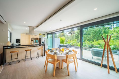 Capitalia Luxury PH W Terrace Apartment in Mexico City