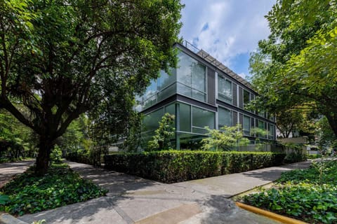 Capitalia Luxury PH W Terrace Apartment in Mexico City