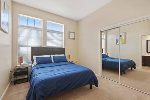 Downtown INDY private room 1 Apartment in Indianapolis