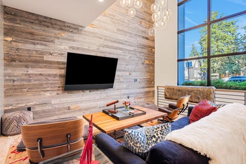 Glenwood Excellence House in Jackson