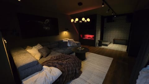 Stylish City Suite in the Heart of Jyväskylä Apartment in Finland