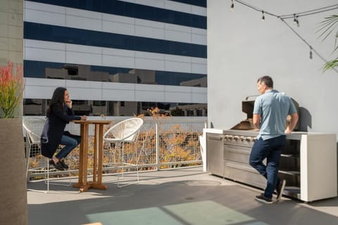 WEHO Place By Sunset Plaza Apartment in West Hollywood