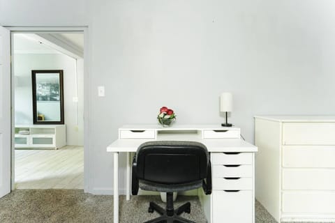 Business facilities, Seating area, Meeting/conference room