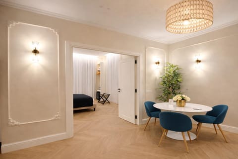 Kitchen or kitchenette, Living room, kitchen, kitchen