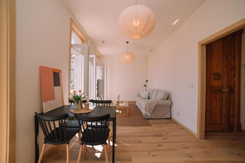 Elegancia luz y calidez - Apto 3 by CABANA Rentals Apartment in Vigo