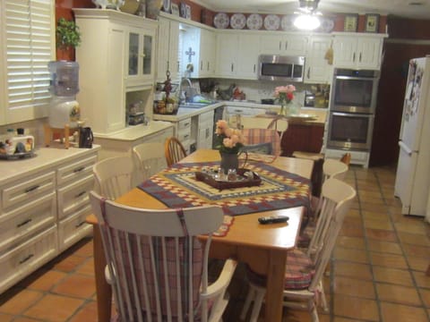 Jackson House Western Room Bed and Breakfast in Lubbock