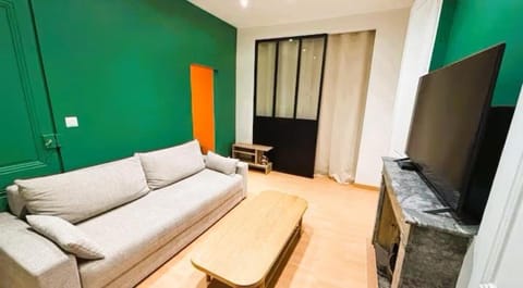 Appartement proche des transports Apartment in Villeurbanne