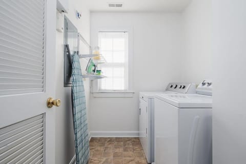 Charming 4BR Family Retreat Near Downtown Indy House in Indianapolis