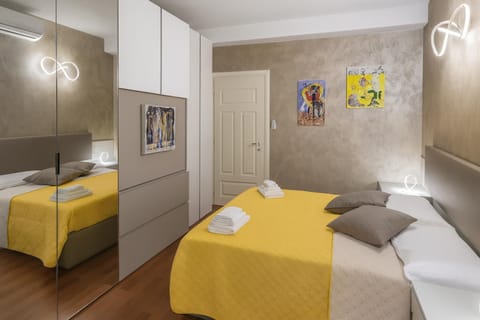 Bed, Photo of the whole room, Bedroom, towels, wardrobe