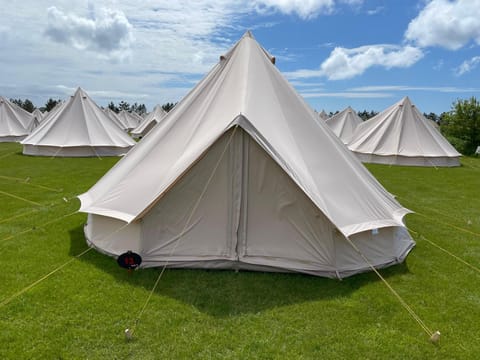 Isle of Man TT Campsite - IOMTT Colby Glamping Campground/
RV Resort in Isle of Man