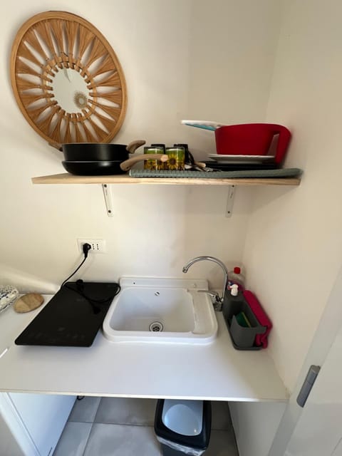 Monolocale autostrada di Imola con ingresso indipendente e piano cottura Apartment in Imola