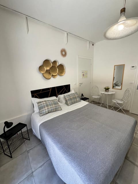 Monolocale autostrada di Imola con ingresso indipendente e piano cottura Apartment in Imola