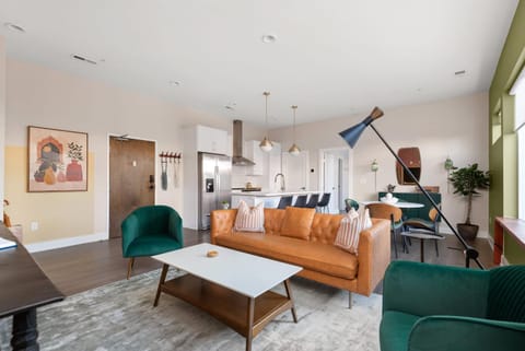 Modern 2-Bedroom Condo in Nashville House in Nashville