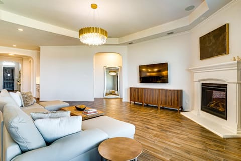 Less Than 20 Mi to Fort Worth Family-Friendly Aledo Home House in Texas