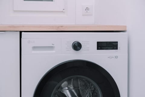 Céntrico con luz y belleza by CABANA Rentals Apartment in Vigo