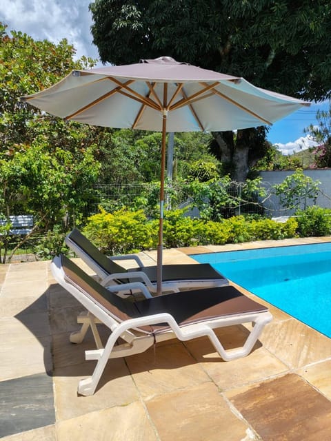 Chalé Serrano House in Miguel Pereira